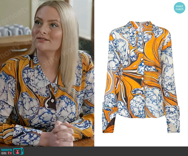 Rosie Assoulin Printed Shirt worn by Lexi (Lauren Ash) on Not Dead Yet