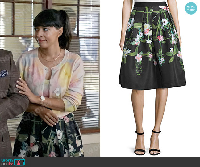 Ted Baker Emmalin Secret Trellis Full Skirt worn by Sam (Hannah Simone) on Not Dead Yet