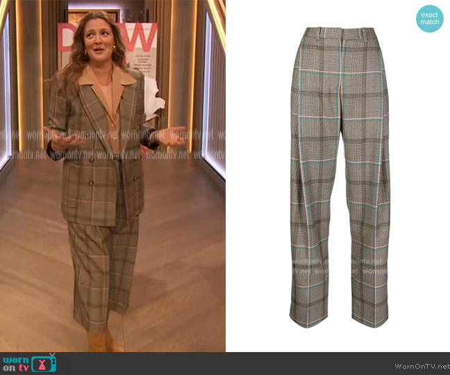 Victoria Beckham Single Pleat Plaid Trousers worn by Drew Barrymore on The Drew Barrymore Show