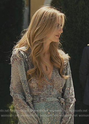 Willa’s green floral print wrap dress on Succession