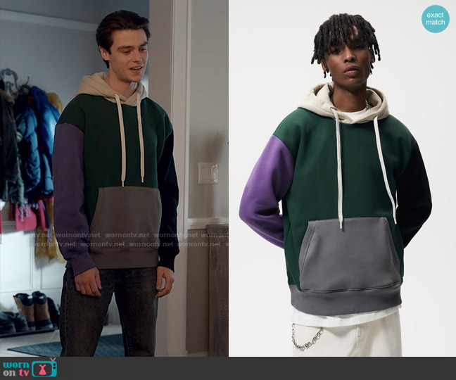 Zara Color Block Hoodie worn by Marcus Baker (Felix Mallard) on Ginny & Georgia