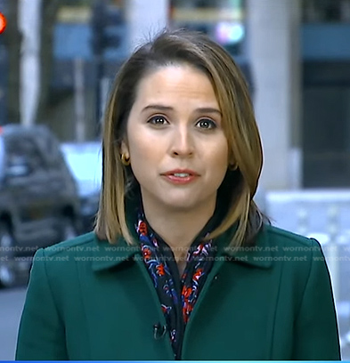 Elizabeth Schulze’s green coat on Good Morning America