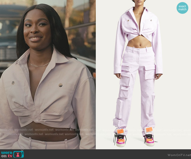 Off-White Twisted-front Cropped Cotton Jacket worn by Hilary Banks (Coco Jones) on Bel-Air