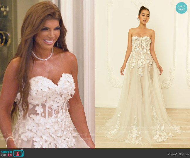 Dream Dresses Bridal Lace Strapless Wedding Gown worn by Teresa Giudice on The Real Housewives of New Jersey