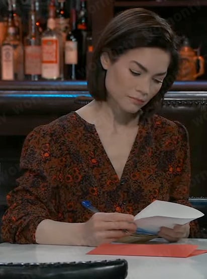 Elizabeth’s orange floral top on General Hospital