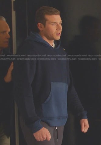 Buck’s blue colorblock hoodie on 9-1-1