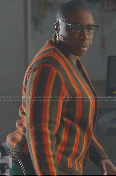 Hen’s brown and orange striped cardigan on 9-1-1