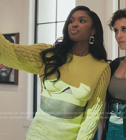 Hilary’s yellow cropped cutout top and skirt on Bel-Air
