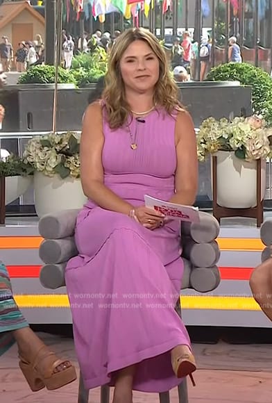 Jenna’s lilac knit sleeveless dress on Today