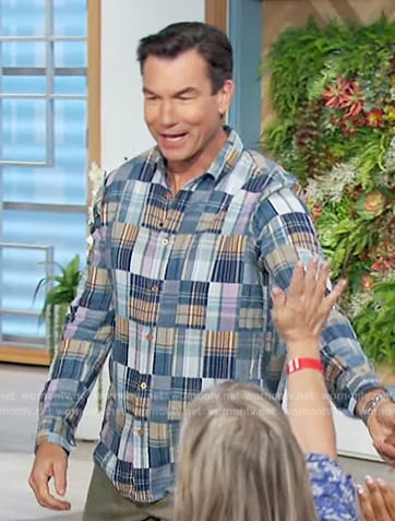 Jerry’s blue printed shirt on The Talk
