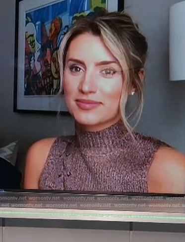 Kaity Biggar’s lace-up knit dress on Extra