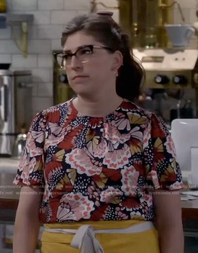 Kat’s printed flutter sleeve top on Call Me Kat