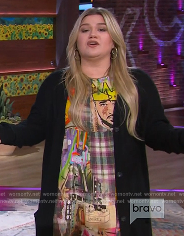 Kelly’s plaid graffiti print dress on The Kelly Clarkson Show