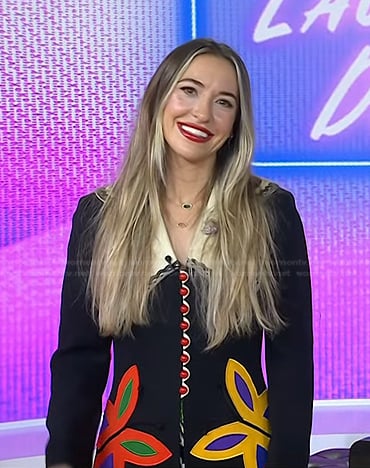 Lauren Daigle’s black embroidered collared jacket on Today