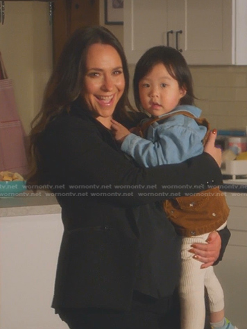 Maddie’s black blazer on 9-1-1