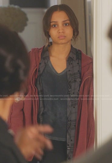 May’s grey star plaid shirt on 9-1-1