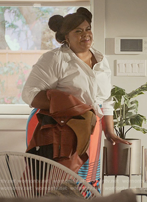 Nicky’s striped skirt on Grand Crew