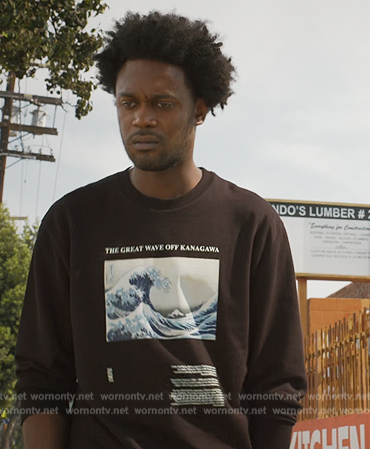 Noah’s black wave graphic sweatshirt on Grand Crew