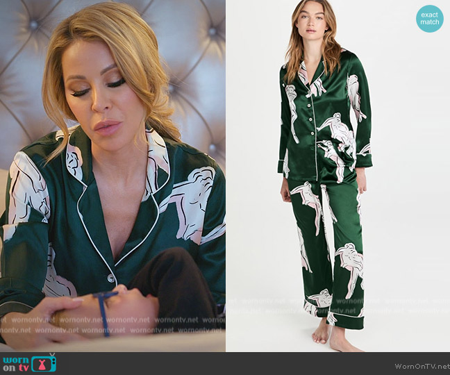 Olivia von Halle Lila PJ Set worn by Lisa Hochstein (Lisa Hochstein) on The Real Housewives of Miami
