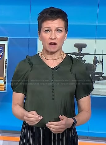 Stephanie’s green puff sleeve top on Today