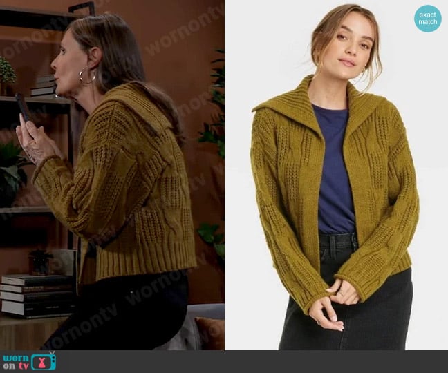 Universal Thread Open Layering Cardigan in Green worn by Lucy Coe (Lynn Herring) on General Hospital