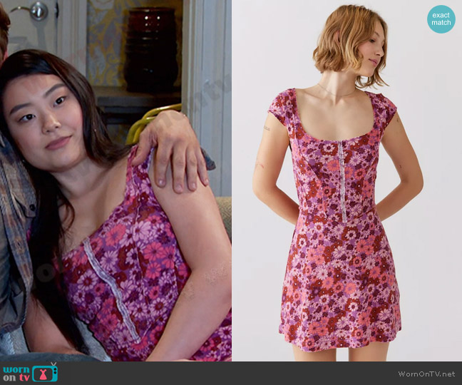 Urban Outfitters Juliette Seamed Floral Mini Dress worn by Wendy Shin (Victoria Grace) on Days of our Lives