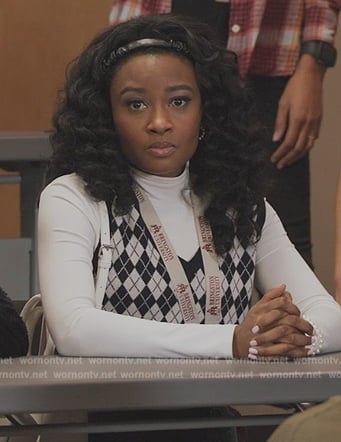 Windala’s checkered vest on All American Homecoming
