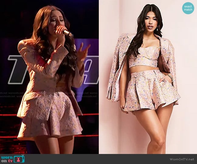 Asos Luxe Jacquard Cupped Bralette in pink floral worn by Holly Brand on The Voice