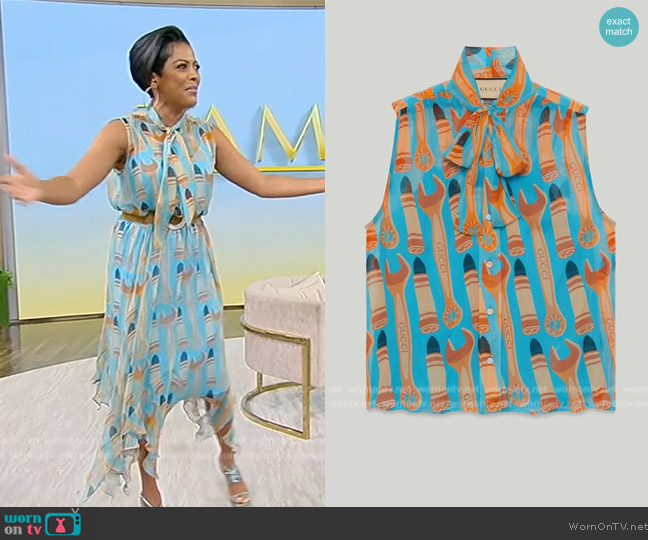Gucci Lipstick and tool print silk shirt worn by Tamron Hall on Tamron Hall Show