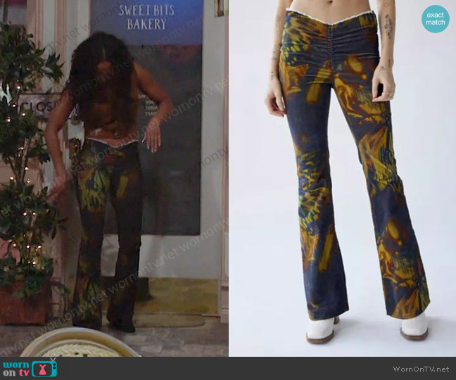 Urban Outfitters Velvet Ruched V-front Flare Pant In Multi worn by Talia Hunter (Aketra Sevellian) on Days of our Lives