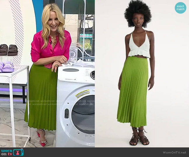 Zara Pleated Midi Skirt worn by Chassie Post on Today