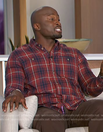 Akbar’s red plaid shirt on The Talk