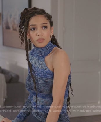 Olivia’s blue space dye cutout top on All American