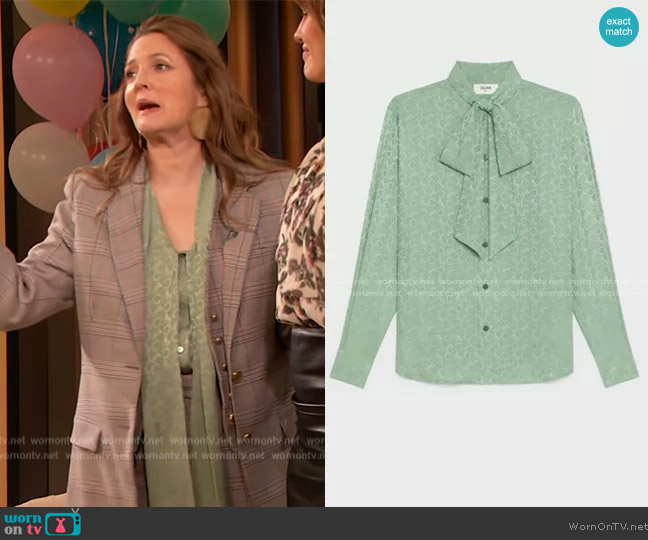 Celine Loose Shirt in Silk Jacquard Mint worn by Drew Barrymore on The Drew Barrymore Show