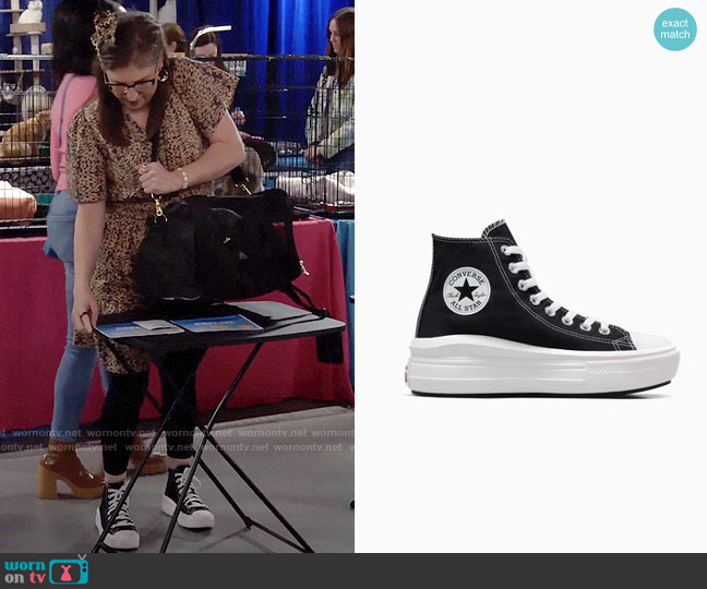 Converse Chuck Taylor All Star Move Platform worn by Kat Silver (Mayim Bialik) on Call Me Kat