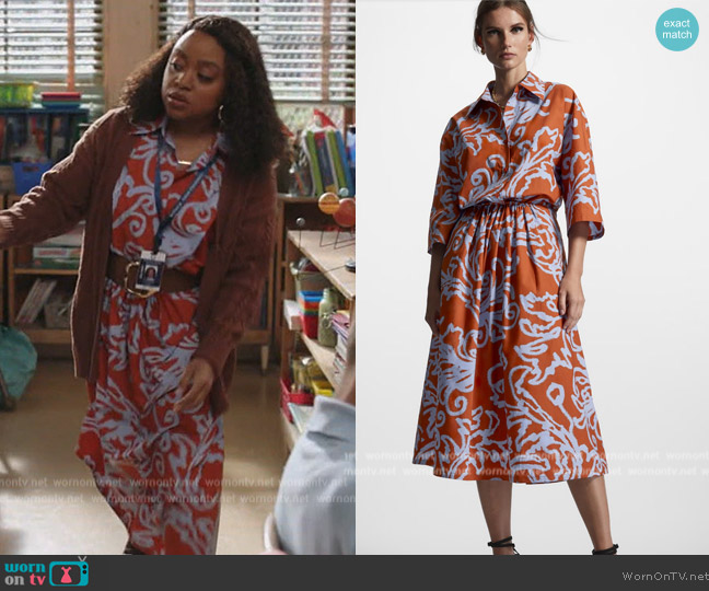 Cos Short Sleeved Midi Dress worn by Janine Teagues (Quinta Brunson) on Abbott Elementary