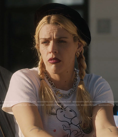 Darby’s Snoopy t-shirt on Single Drunk Female