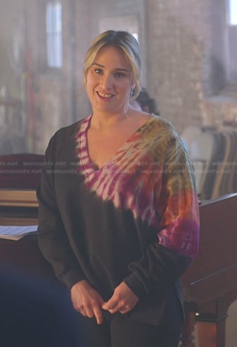 Davia’s tie dye v-neck sweatshirt on Good Trouble