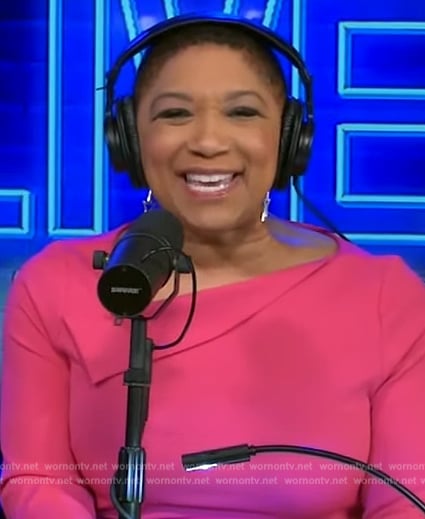 Deja Vu’s pink folded neck dress on Live with Kelly and Ryan