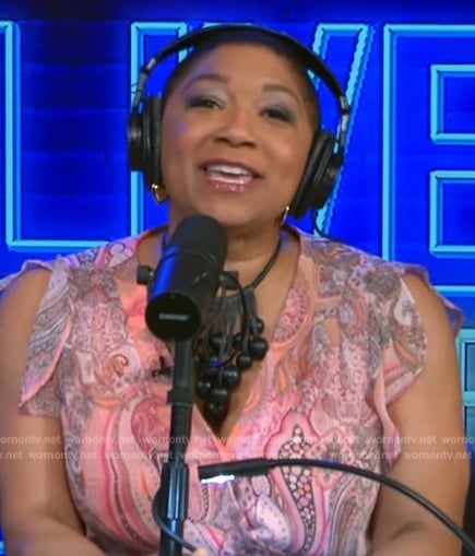 Deja Vu’s pink paisley print dress on Live with Kelly and Mark