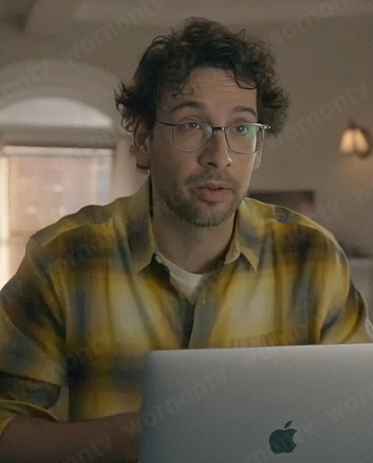 Edward’s yellow plaid shirt on Not Dead Yet