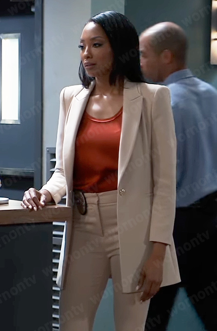 Jordan’s beige blazer on General Hospital