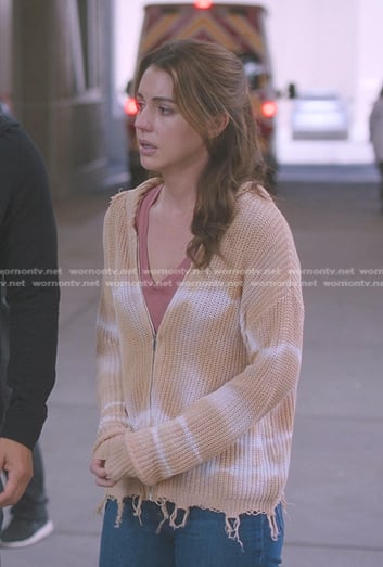 Jules’ beige tie dye knit hoodie on Greys Anatomy
