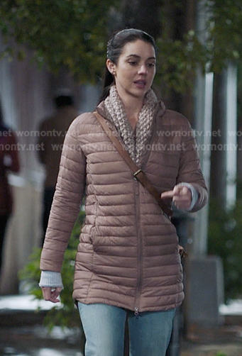 Jules’s pink puffer jacket on Greys Anatomy