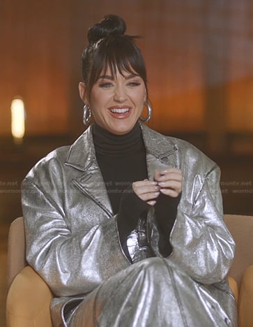 Katy Perry’s metallic oversized jacket and skirt on American Idol