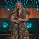 Kelly’s floral midi dress on The Kelly Clarkson Show