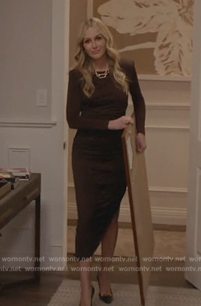 Laura’s brown ruched asymmetric dress on All American