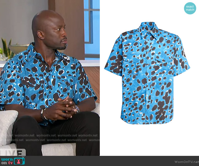 Marni Pop Dots Shirt worn by Akbar Gbajabiamila on The Talk