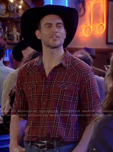 Max’s red plaid shirt on Call Me Kat