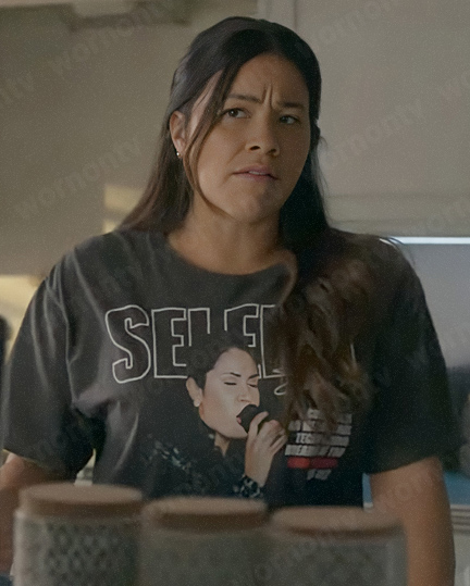 Nell’s Selena graphic tee on Not Dead Yet
